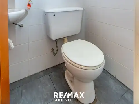 Espectacular departamento con patio y parrilla