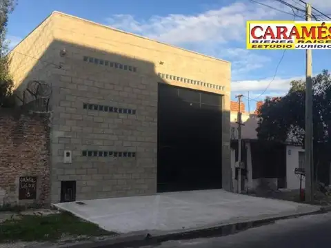 Galpon en Venta en Lanus Oeste, USD 200.000