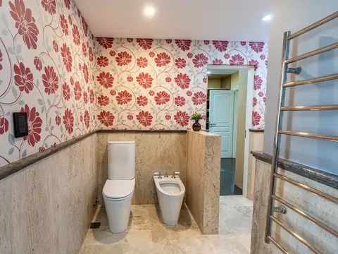 Casa en Alquiler Temporal en Abril Club De Campo, USD 3.500