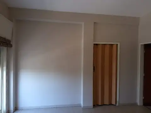 ARBO Y BLANCO 200, Piso 2