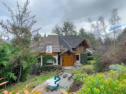 VENTA HERMOSA CASA 260m2, PUERTO, VILLA LA ANGOSTURA