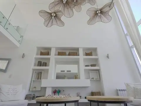 Casa 5 ambientes con 4 baños