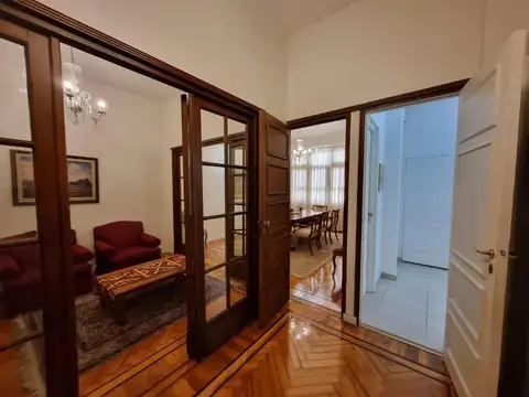 Departamento 4 ambientes con 2 baños