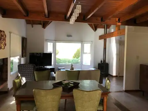 Casa en Venta de 4 dormitorios