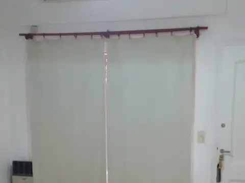 Casa en Alquiler en Carapachay, $ 850.000