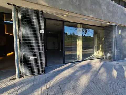 VENTA LOCAL A ESTRENAR EN SAN TELMO