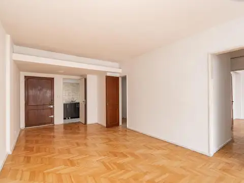Departamento de 5 ambientes con escritorio y dependencia en Venta en Palermo, Ideal Consultorios