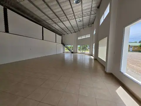 Local en Alquiler en Concepción del Uruguay, $ 800.000