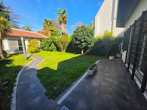 VENTA PH 4 AMB-JARDIN-QUINCHO-PATIO-VILLA LURO