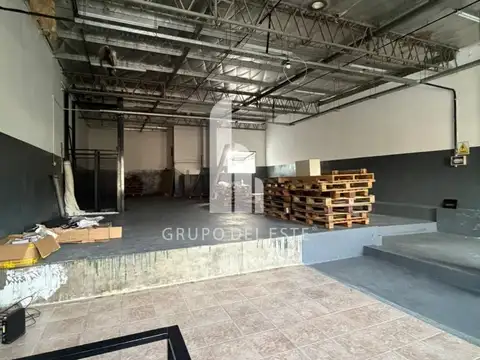 Galpon en Alquiler en Villa General Mitre, $ 3.800.000