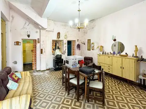 Casa en Venta en Mataderos, USD 130.000