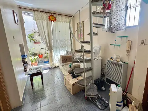 Depto Tipo Casa en Venta de 3 ambientes