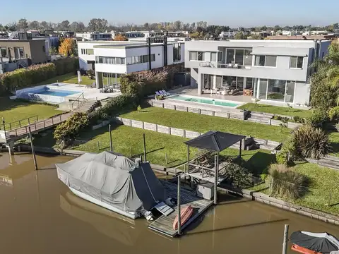 Casa en Venta de 4 dormitorios