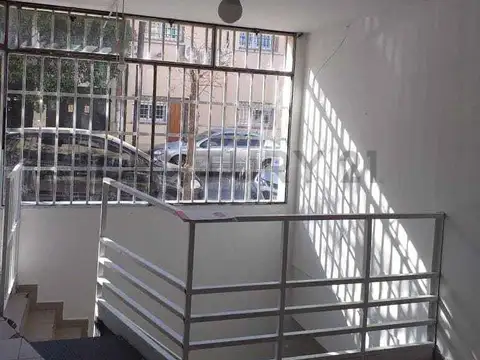 Venta Local Comercial de 2 Plantas – Barrio San Martín
