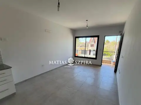 Depto Tipo Casa 2 ambientes con 1 baño