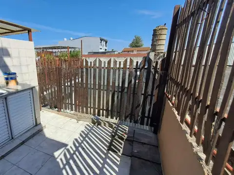 Depto Tipo Casa en Alquiler en Villa Bosch, $ 800.000