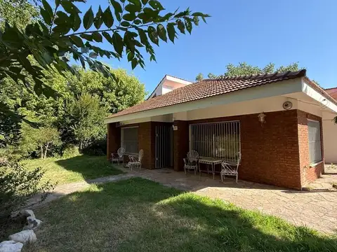 Casa en Villa Loguercio