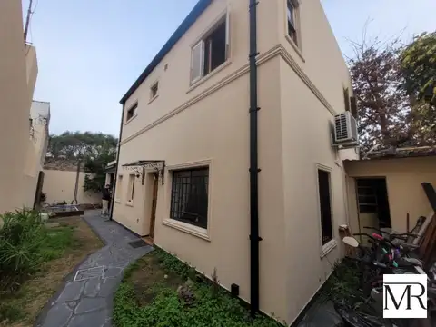 Depto Tipo Casa en Venta en Remedios de Escalada, USD 135.000