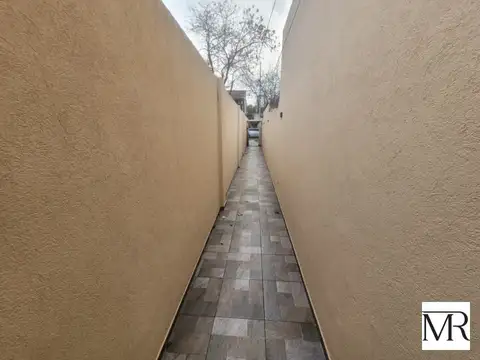 Depto Tipo Casa en Venta de 4 dormitorios