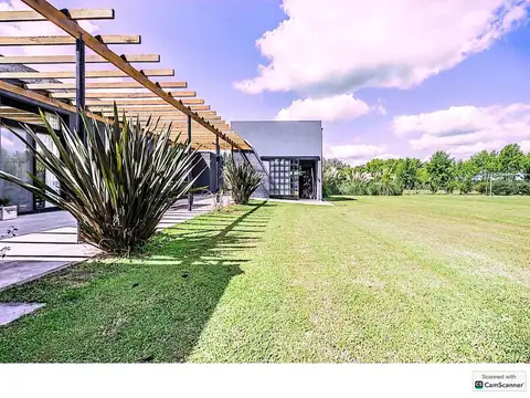 CASA RESIDENCIAL ALQUILER TEMPORAL CHACRASDELACRUZ