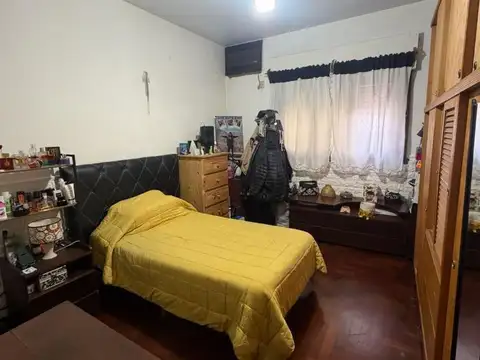 CASA  MODERNA 3 AMB CON DEPENDIA FONDO LIBRE PATIO Y TERRAZA