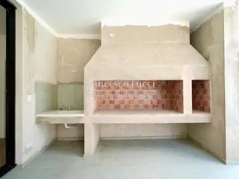 Casa 5 ambientes con 3 baños