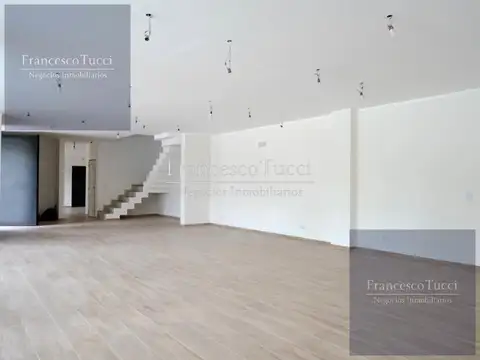 Casa en Venta al Oeste