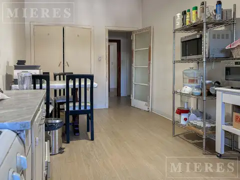 Depto Tipo Casa 6 ambientes con 2 baños