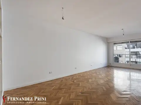 Excelente monoambiente de 44m² refaccionado a nuevo, con lavadero