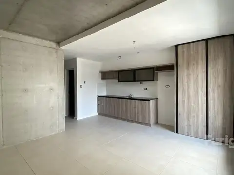 Latitud 40 | Callao esq. San Juan