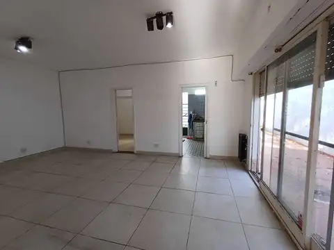 Casa en Alquiler en Villa Ballester, $ 1.100.000