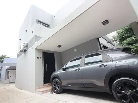 Depto Tipo Casa en Venta en Villa Sarmiento, USD 150.000