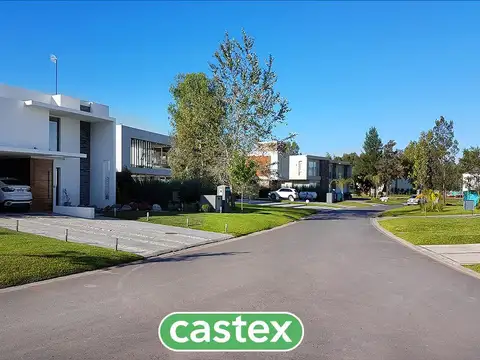 Terreno en Venta en Terralagos, USD 150.000