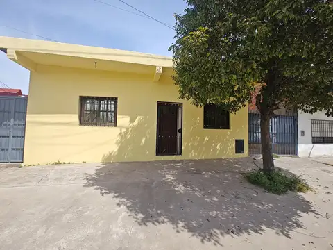 Casa en  alquiler en G. de Laferrere