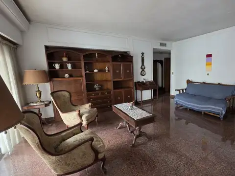 Departamento 4 ambientes en Venta Quilmes Centro