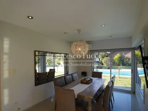 Casa en Venta al Oeste