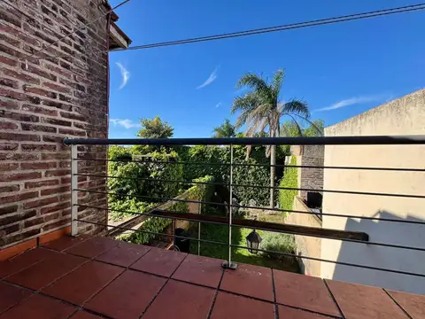 Casa en venta - 3 Dormitorios 2 Baños - Chivilcoy