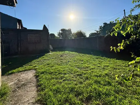 Casa en Alquiler en Guillermo E Hudson, $ 700.000