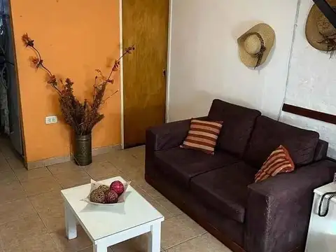 Casa en Venta en Castelar, USD 50.000