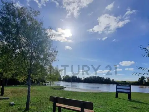 Lucio V. Mansilla s/n , Piso 0