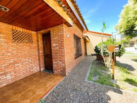 Depto Tipo Casa en Venta de 4 ambientes