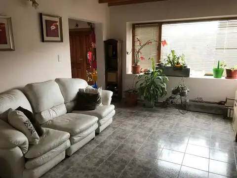 Roque Saenz Peña 600