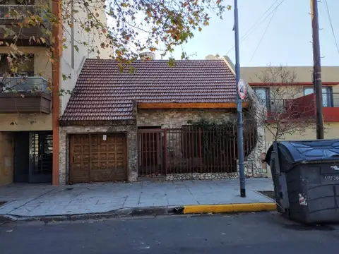 Casa en Venta en Liniers, USD 195.000