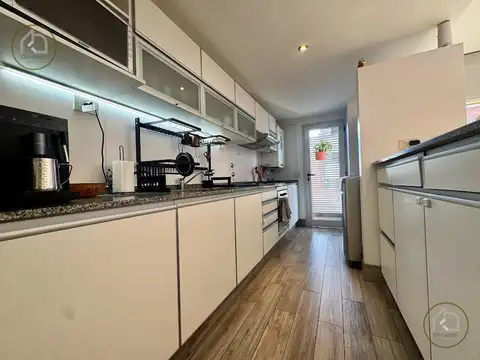 Departamento 4 ambientes con 2 baños