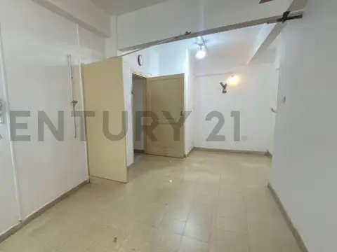 Lavalle 2600, Piso 0