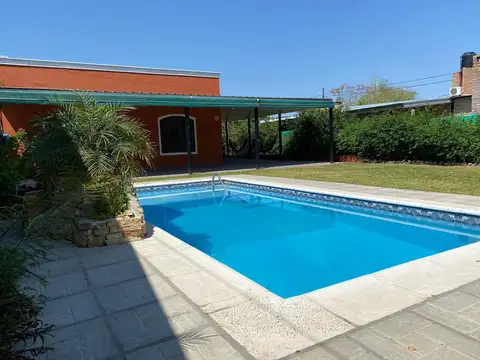 Casa 5 ambientes con 2 baños