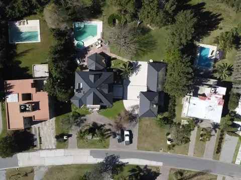 Casa en Alquiler en San Eliseo Golf & Country Club, USD 4.500