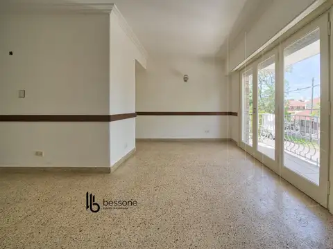 Depto Tipo Casa en Venta de 3 ambientes