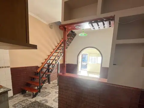 Depto Tipo Casa 3 ambientes con 1 baño