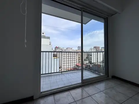 2 AMB C/BALCON - EXPENSAS INCLUIDAS